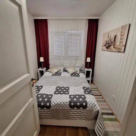 Marija Apartman Peroj